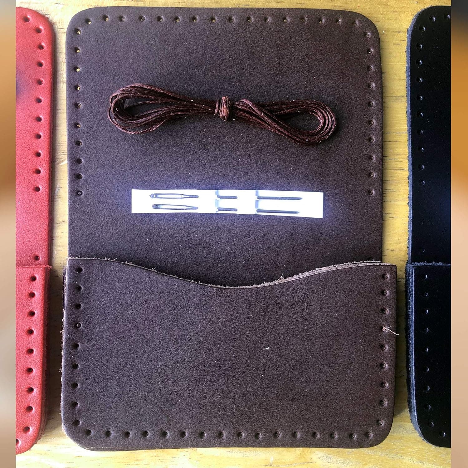 Sepici DIY Leather Bifold Wallet Kit - Do It Your Own Vegetable Tanned Natural Leather Wallet (Chocolate)